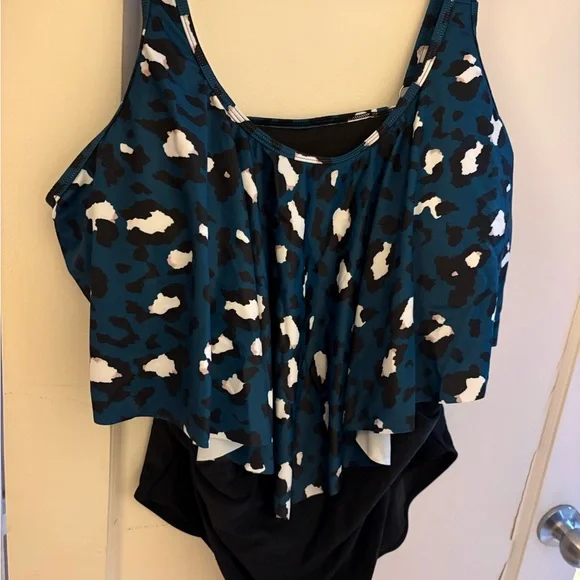 Bloomchic- Teal and Black Ruffled Swimsuit - Picture 2 of 4